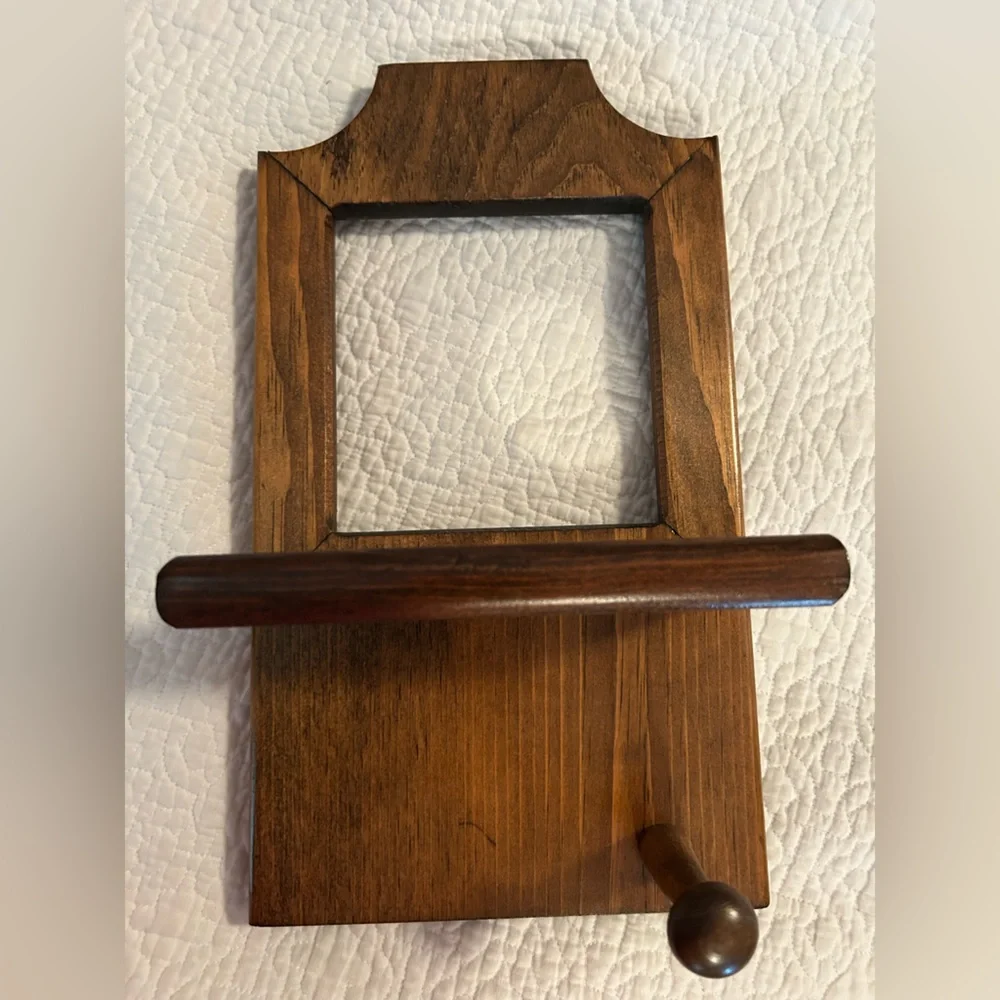 Perfect baseball organization- holds bat, ball & glove,Insert their photo, gift!